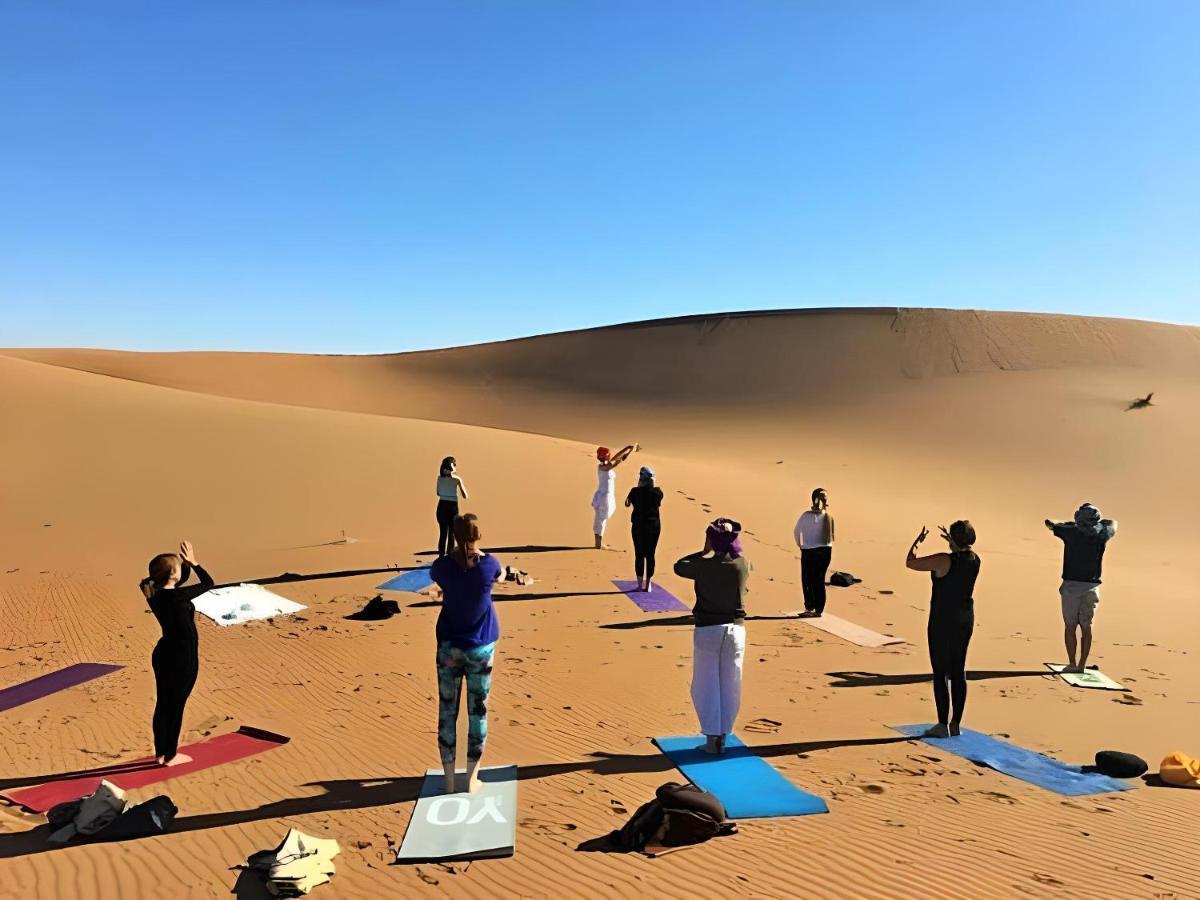姆哈米德 Camp Mbark Authentic酒店 外观 照片